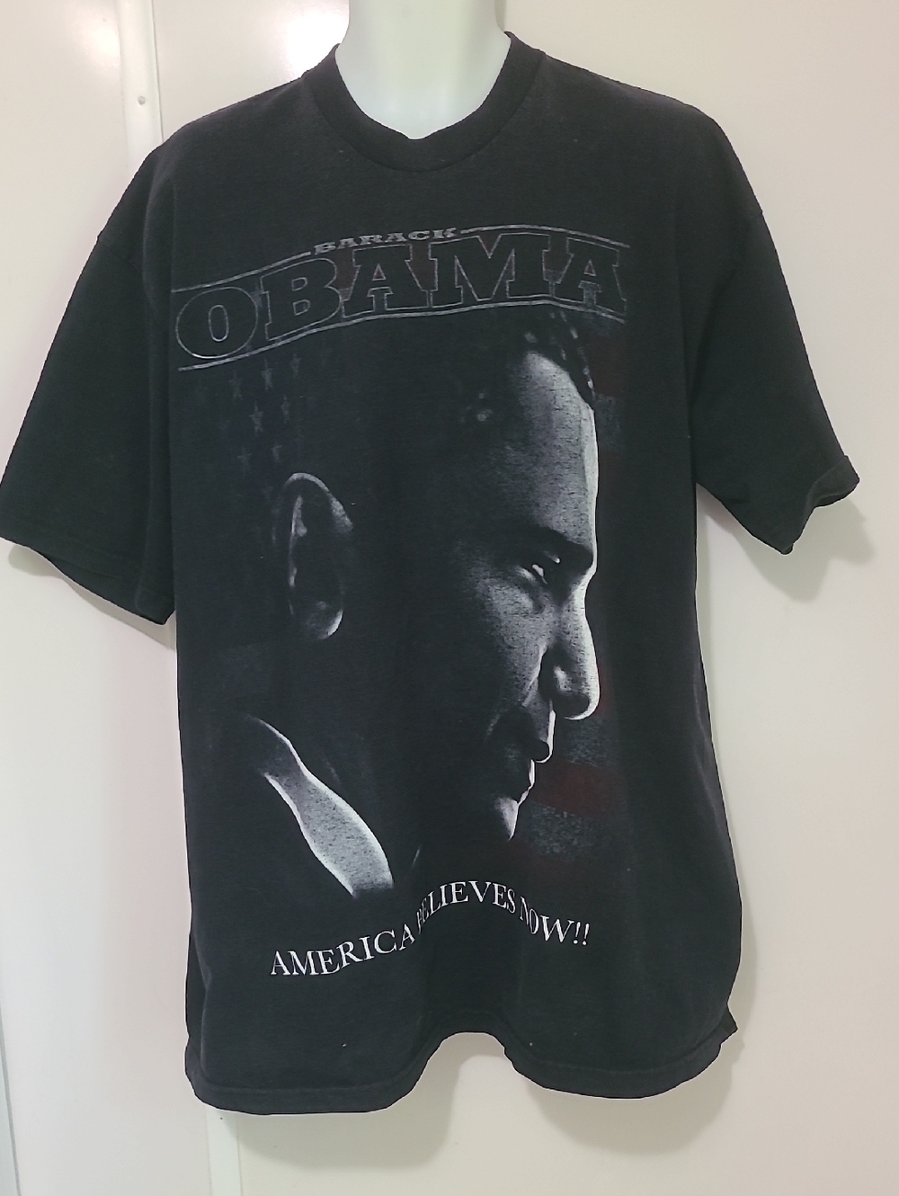 Vintage Graphic Short-Sleeve Tee - Black